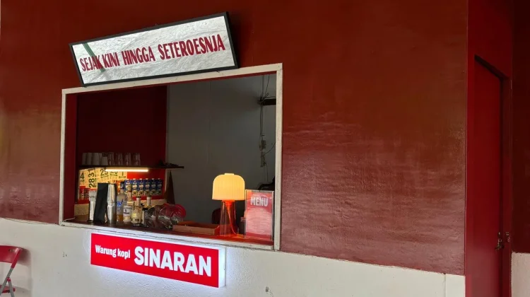 Warung Kopi Sinaran, Spot Nongkrong Baru Favorit di Jayapura
