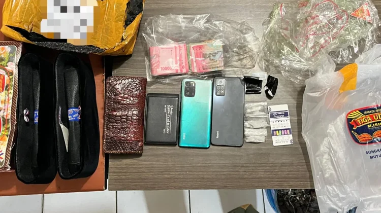 Polisi Gagalkan Upaya Peredaran Sabu Melalui Jasa Pengirima