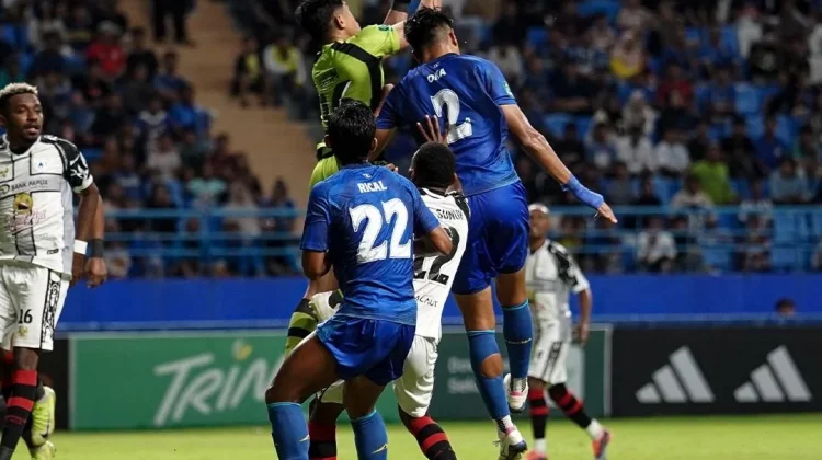 Leonard Tupamahu Puji Pemain meski Dikalahkan Persipura Jayapura