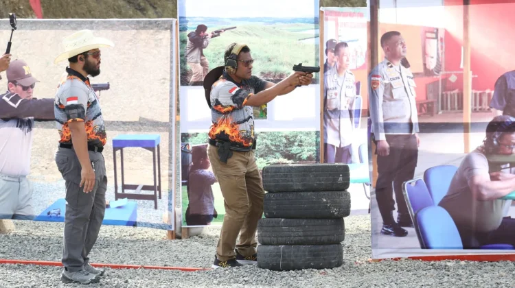 Kapolda Papua Resmikan Lapangan Tembak Bhara Daksa
