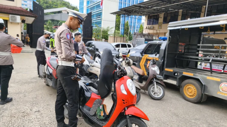 Satlantas Polresta Jayapura Jaring 16 Pelanggaran dalam Razia Sore