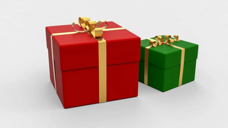 Hadiah sebagai Bentuk Komunikasi Emosional Penuh Makna