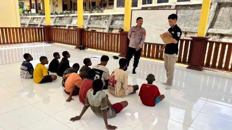 Polres Boven Digoel Menggelar Bimbingan Belajar bagi Anak Putus Sekolah