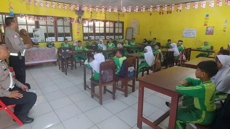 Tanamkan Disiplin Sejak Dini, Satlantas Polres Jayapura Gelar Polsanak di Sentani