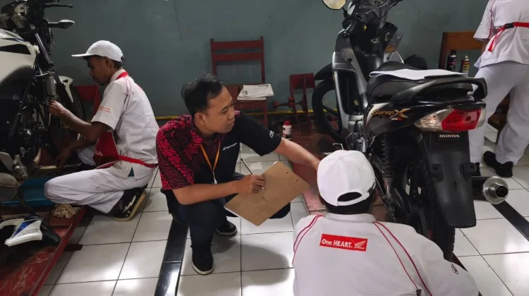 Tim Astra Motor Papua Hadir Sebagai Asesor di UKK SMKN 1 Sentani