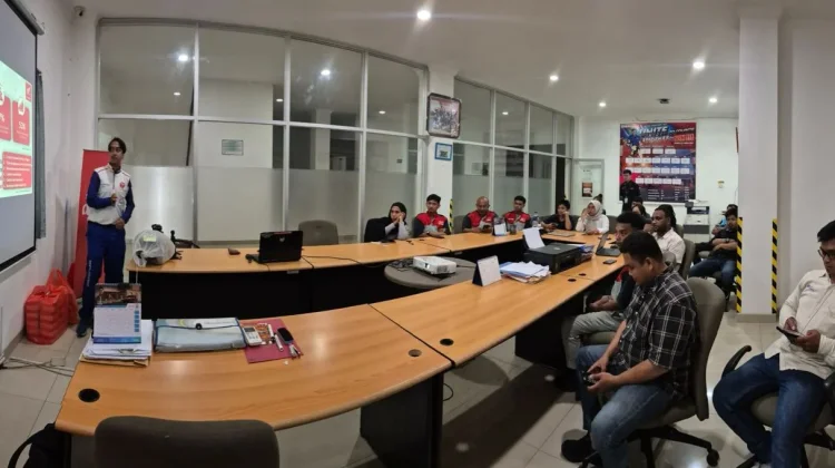 Astra Motor Papua Menggelar Edukasi Safety Riding di Daihatsu Sales Office Papua