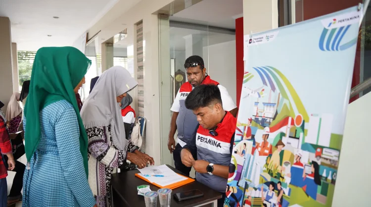 Pertamina Gelar Pasar Murah Bagi Masyarakat Prasejahtera di Ambon