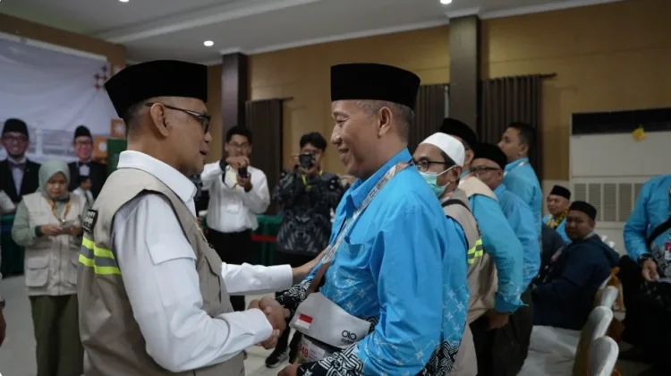Menhaj Sidak Asrama Haji Surabaya