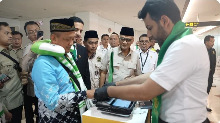 Menhaj Tinjau Makkah Route di Juanda