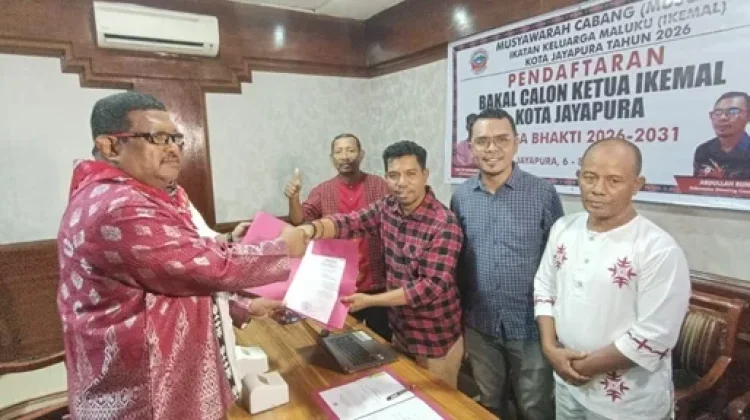 Pieter Kainama Daftar Ikemal Kota Jayapura, Usung Persaudaraan Pela Gandong