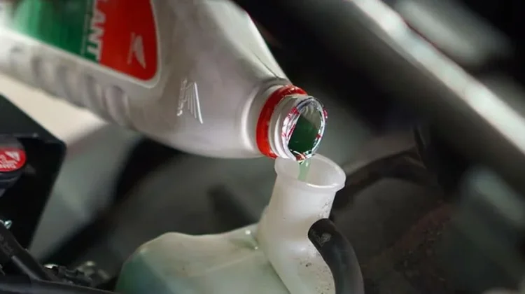Penggantian Coolant Kini Lebih Mudah Dengan Aplikasi Motorku X