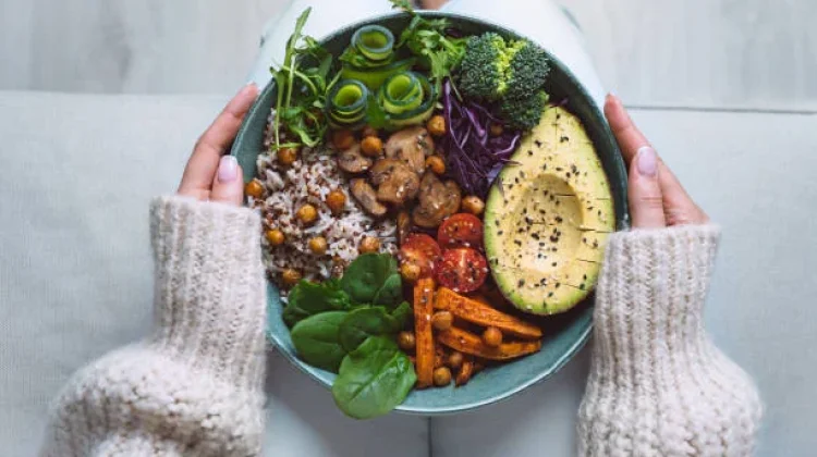 Kenali Pola Makan Vegetarian, Manfaat, serta Cara Memulainya