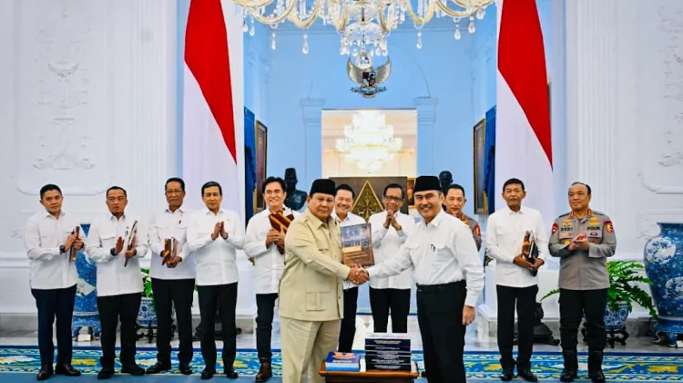 Alasan Presiden Terima 10 Buku Rekomendasi Reformasi Polri