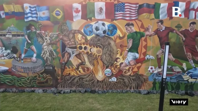 Mural 100 Meter Mexico City Abadikan Legenda 48 Negara Peserta