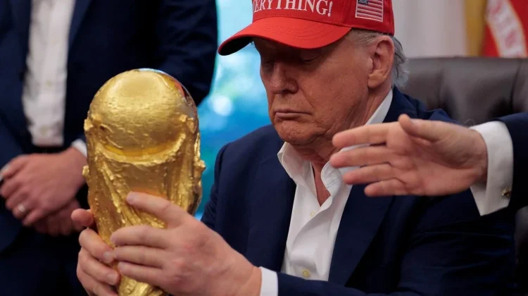 Trofi Emas Piala Dunia Tur 38 Kota di Tiga Negara Tuan Rumah