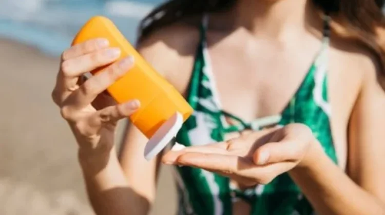 Masih Salah Pakai Sunscreen, Berikut Cara yang Tepat