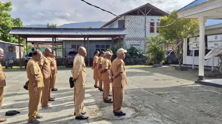 Asisten I Setda Jayapura Mulai Program Apel Keliling Distrik, Sentani Timur Jadi Ti