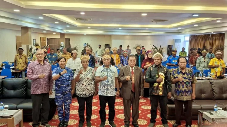 Wabup Haris Yocku Pimpin Dewan Kesenian Tanah Papua Kabupaten Jayapura Periode 20
