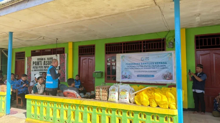 PLN Salurkan Bantuan Sosia dan Resmikan Program Pengajar Binaan di Panti Asuhan