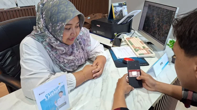 PLN Ajak Masyarakat Papua Nilai Layanan Kelistrikan di Polling Danantara CX100