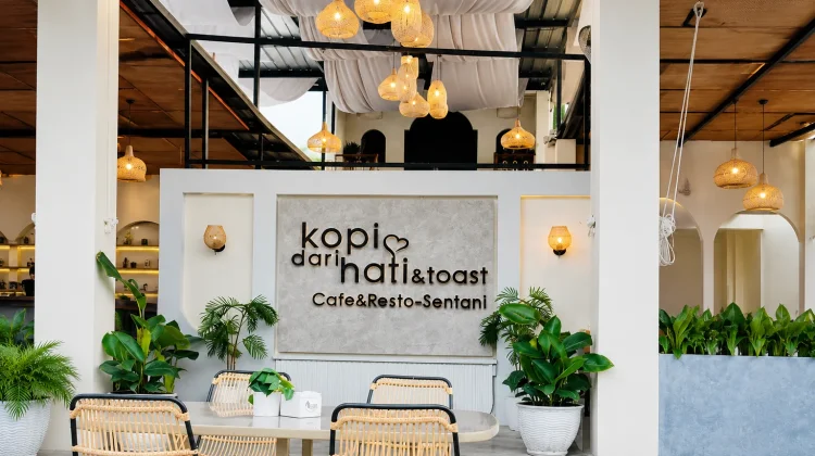 Tempat Kekinian Kopi dari Hati & Toast Sentani