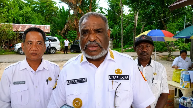Walikota Jayapura Copot Kepala Sekolah jika Terbukti Pungutan