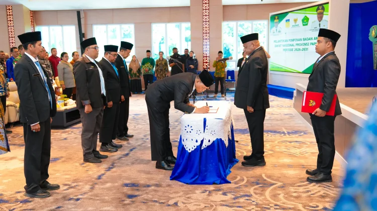 Gubernur Papua Lantik Pimpinan BAZNAS Periode 2026–2031