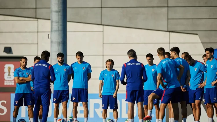 Kroasia Balas Kekalahan saat Modric Mencetak Sejarah
