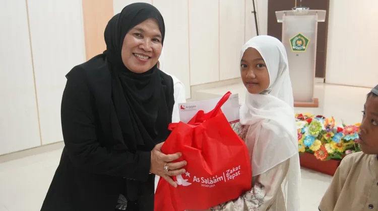 Mitra Kemenag Papua Salurkan Bantuan dan Perkuat Kolaborasi pada Program Lebaran