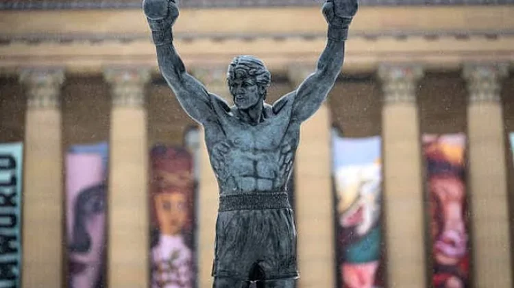Kutukan Patung Rocky Hantui Suporter di Philadelphia