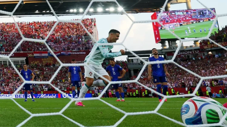 Portugal dan Spanyol Saling Jegal di 16 Besar Piala Dunia