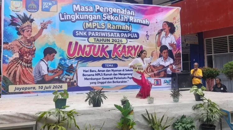 Tutup MPLS Ramah 2026, Siswa Baru SNK Pariwisata Papua Unjuk Bakat dan Kreativitas