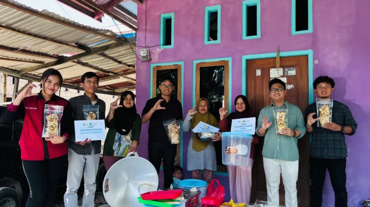 Dosen UNCEN Beri Pelatihan  Digital Marketing  bagi UMK di Koya Timur