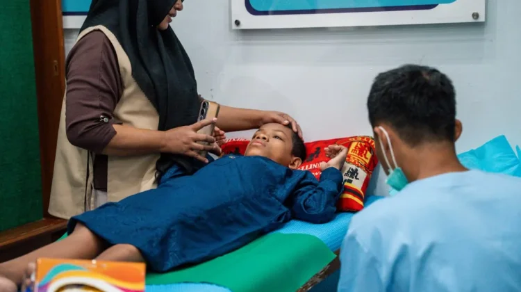 YBM PLN Papua Menggelar Khitan Massal Bagi Anak Kurang Mampu di Papua