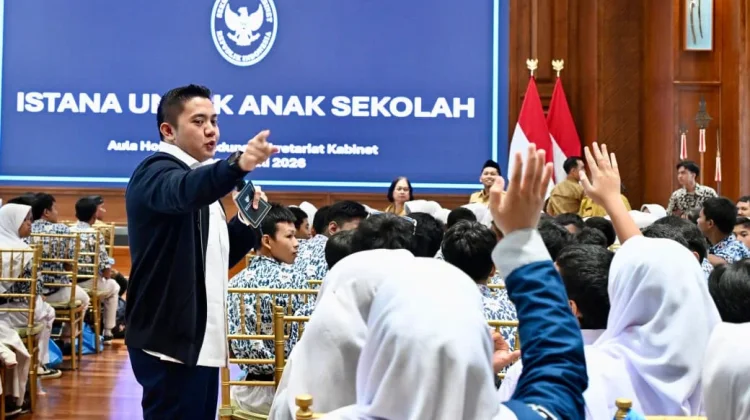 Ratusan Pelajar Jadikan Istana Ruang Belajar Inspiratif