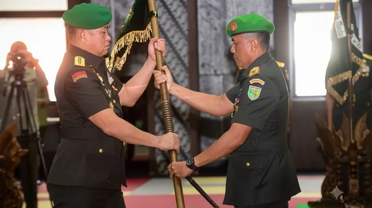 Pangdam XVII/Cenderawasih Serahkan Alih Kodal Dua Batalyon Infanteri ke Kostrad