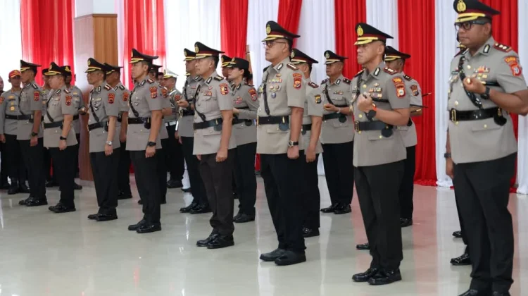 Kapolda Papua Pimpin Sertijab Pejabat Utama dan 13 Kapolres Jajaran