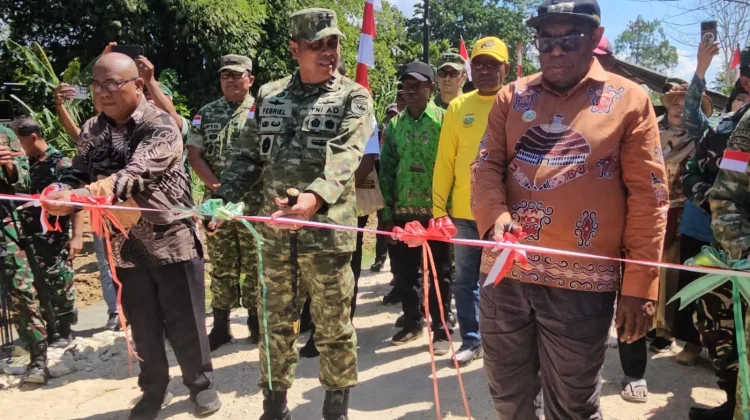 Pangdam Cenderawasih Resmikan Jembatan Garuda di Kabupaten Keerom