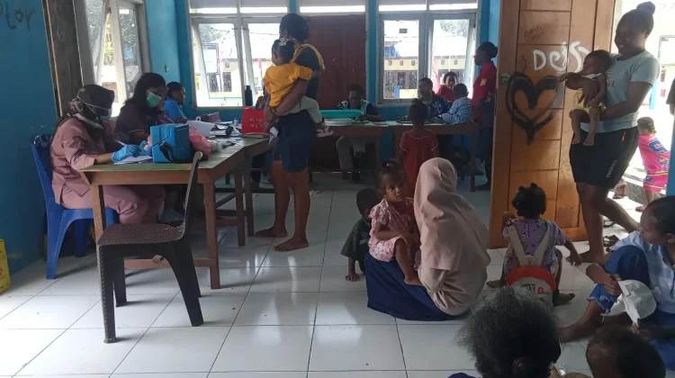 Posyandu Skouw Mabo Pantau Tumbuh Kembang Bayi dan Balita