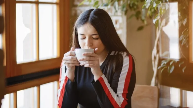 Bukan Sekadar Suka Kopi, Ini Tanda Tubuh Mulai Bergantung pada Kafein
