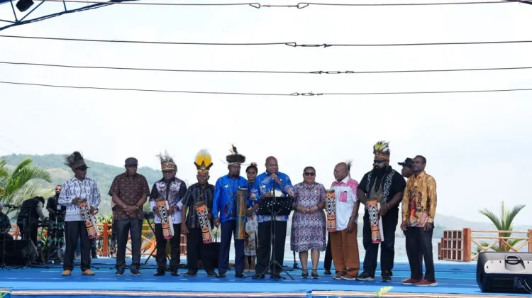 Pra-Festival Danau Sentani Dorong Budaya dan Ekonomi Lokal