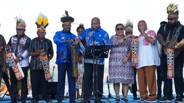 Gubernur Fakhiri Dorong Generasi Muda Jadi Pelaku Budaya Papua