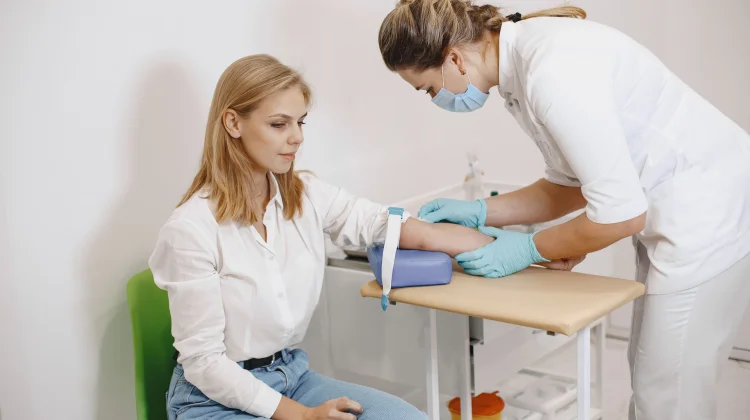 Mengapa Vena Terkadang Sulit Ditemukan saat Mengambil Darah?