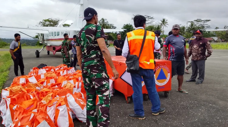 Kodim 1706/Nduga Dukung Distribusi Bantuan BNPB
