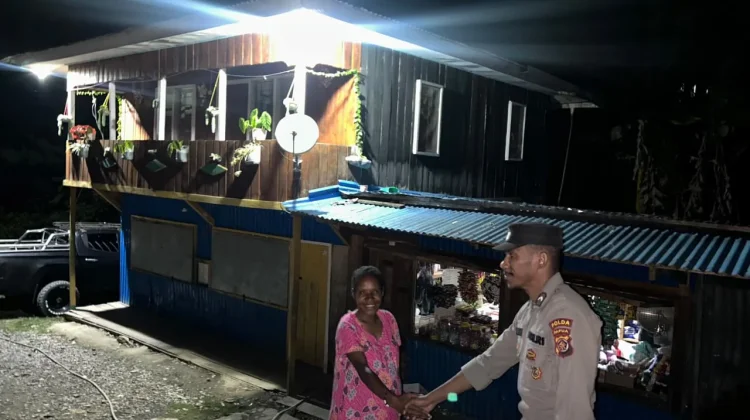 Patroli Malam Polsek Kelila Sasar Pasar, Jaga Kamtibmas