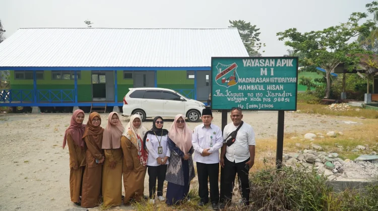 Tim Pendis Kemenag Papua Pantau Revitalisasi Madrasah di Nabire