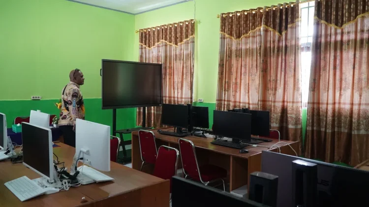 Revitalisasi PHTC Perbaiki Fasilitas MA Asy Syafiiyah Nabire
