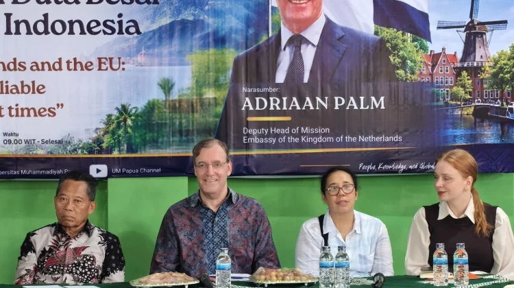 Adriaan Palm: Masa Depan Papua Ada di Tangan Generasi Muda