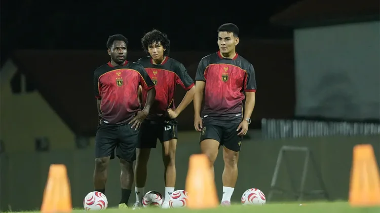 Persipura Bersiap Lawan Kendal Tornado FC