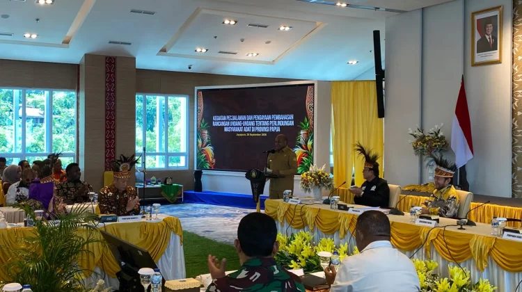 Gubernur Papua Minta RUU Masyarakat Adat Sesuaikan Kekhususan Papua